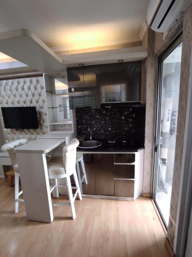 Apartemen Bassura City By Maezura Property Jakarta Exteriör bild