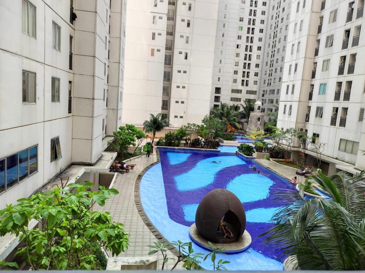 Apartemen Bassura City By Maezura Property Jakarta Exteriör bild