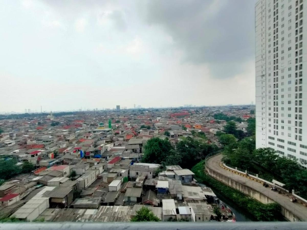 Apartemen Bassura City By Maezura Property Jakarta Exteriör bild