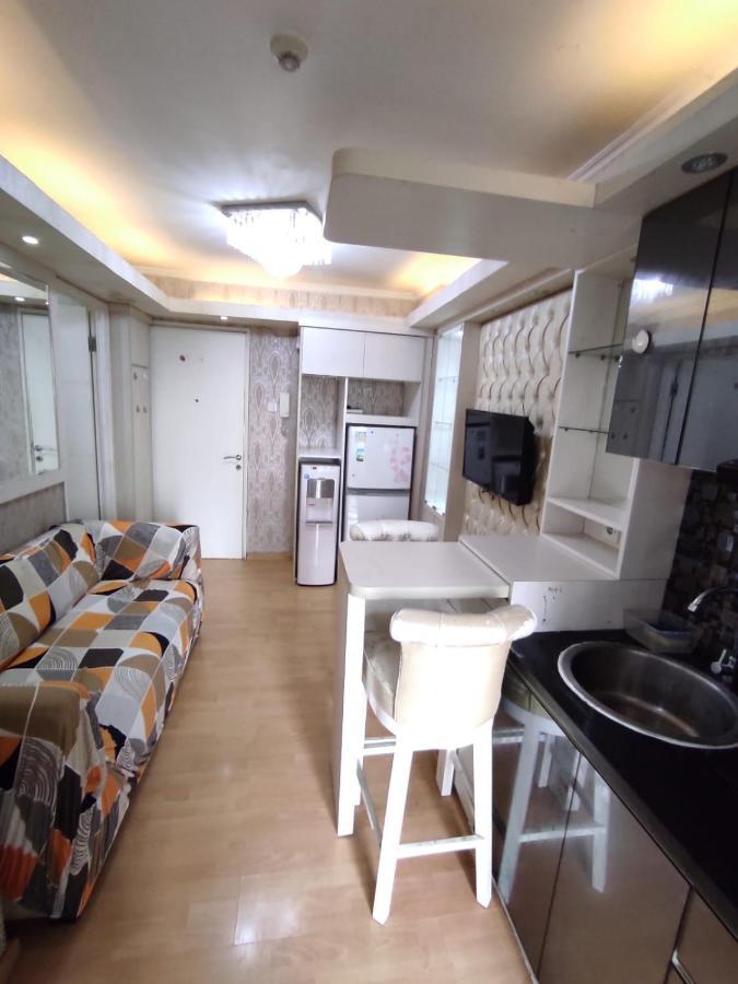 Apartemen Bassura City By Maezura Property Jakarta Exteriör bild
